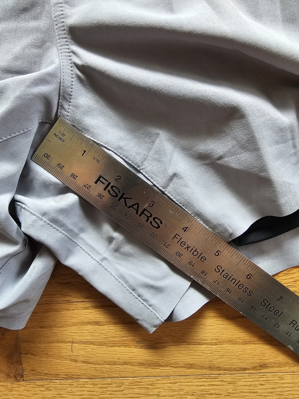 Ten Thousand Interval Shorts Medium 5" - Picture 6 of 8